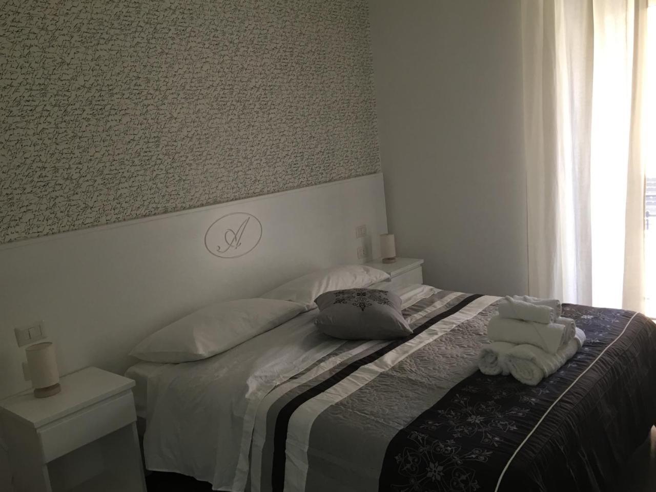 B&B Alambrado Rooms & Suites Naples Luaran gambar