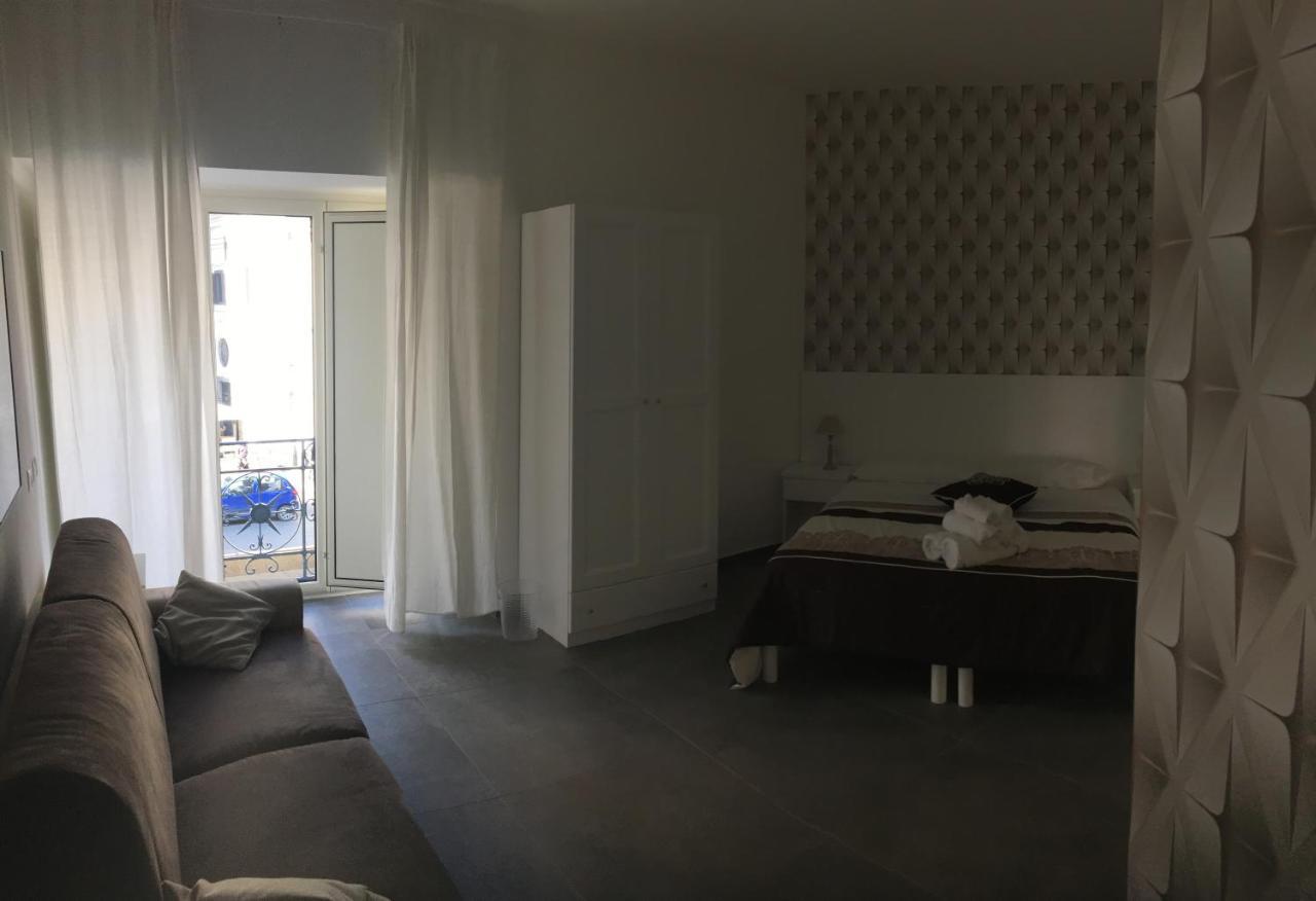 B&B Alambrado Rooms & Suites Naples Luaran gambar