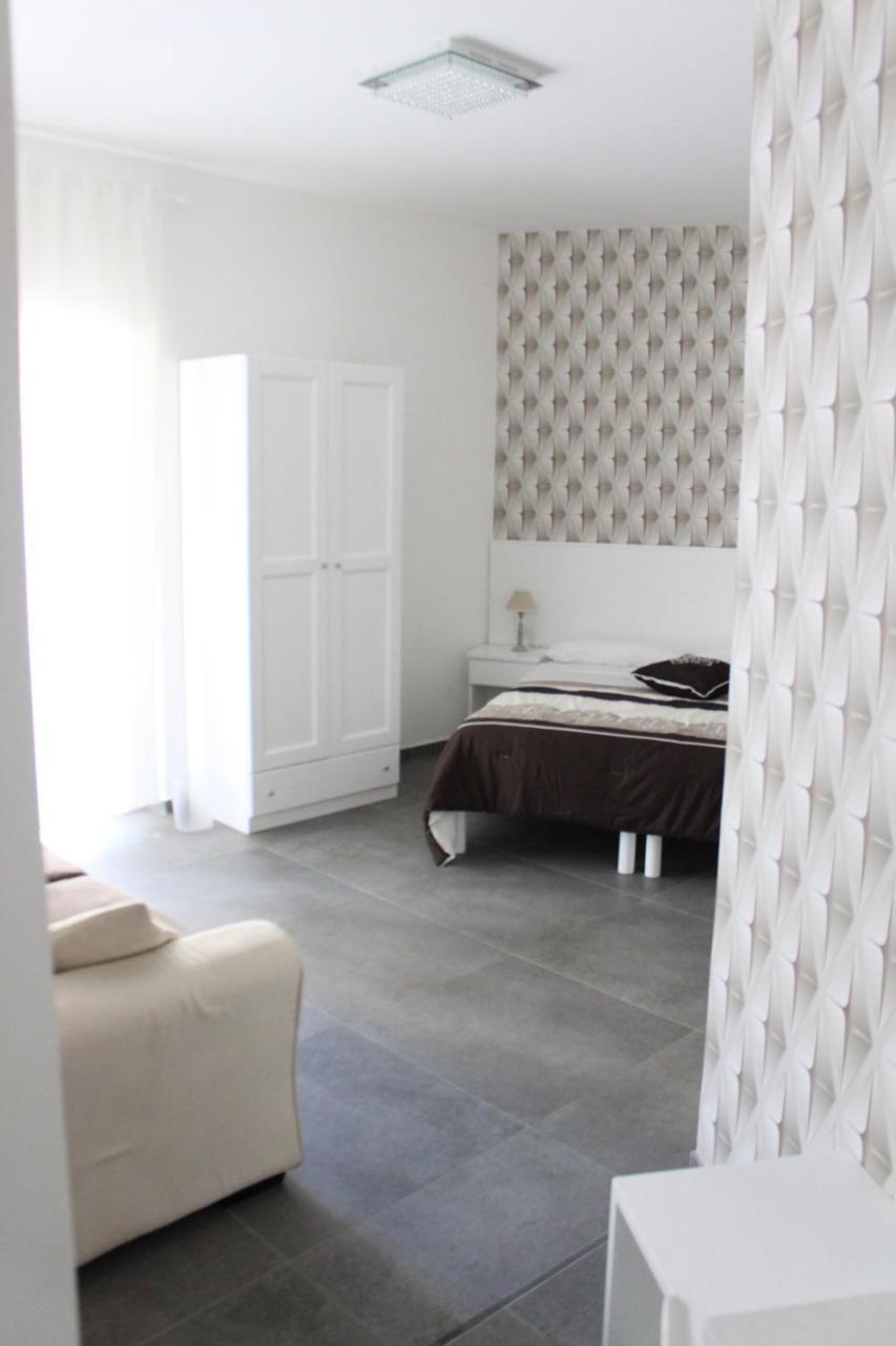 B&B Alambrado Rooms & Suites Naples Luaran gambar